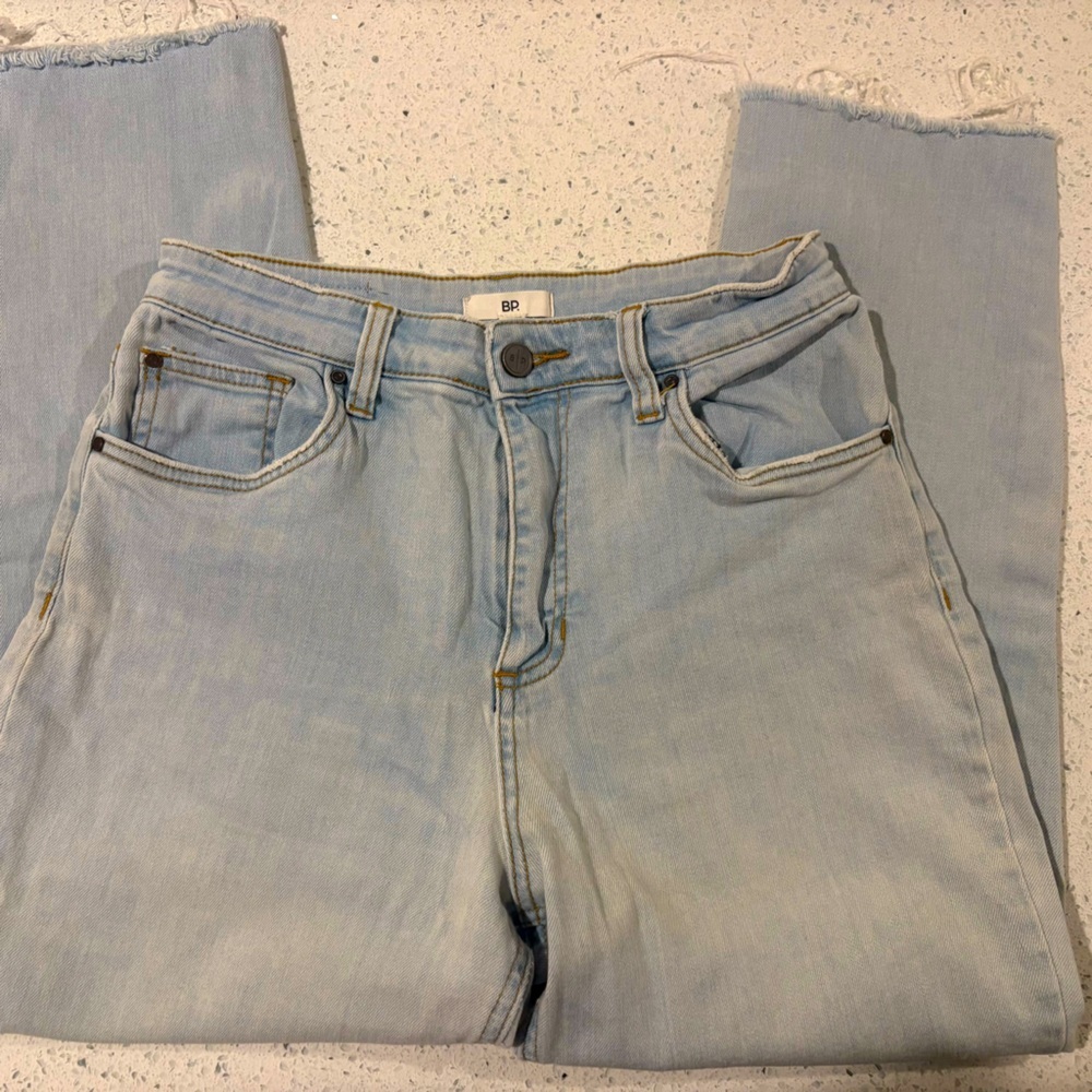B.P. Light Wash High Rise Straight Jeans – Size 27
